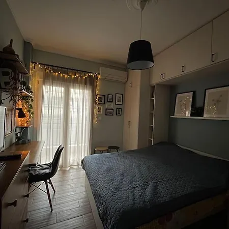 Elpiriana's Modern House In Apartment
