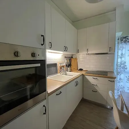 Elpiriana's Modern House In Apartment *