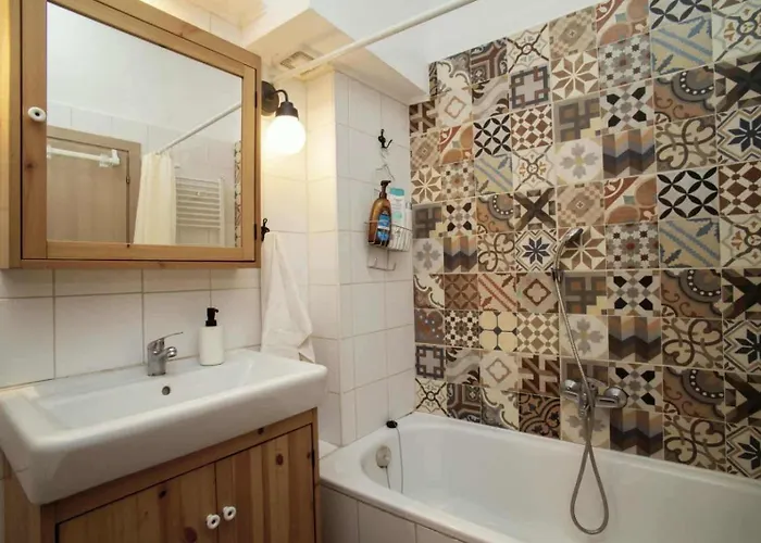 Mariana's Modern House In Apartment Thessaloniki